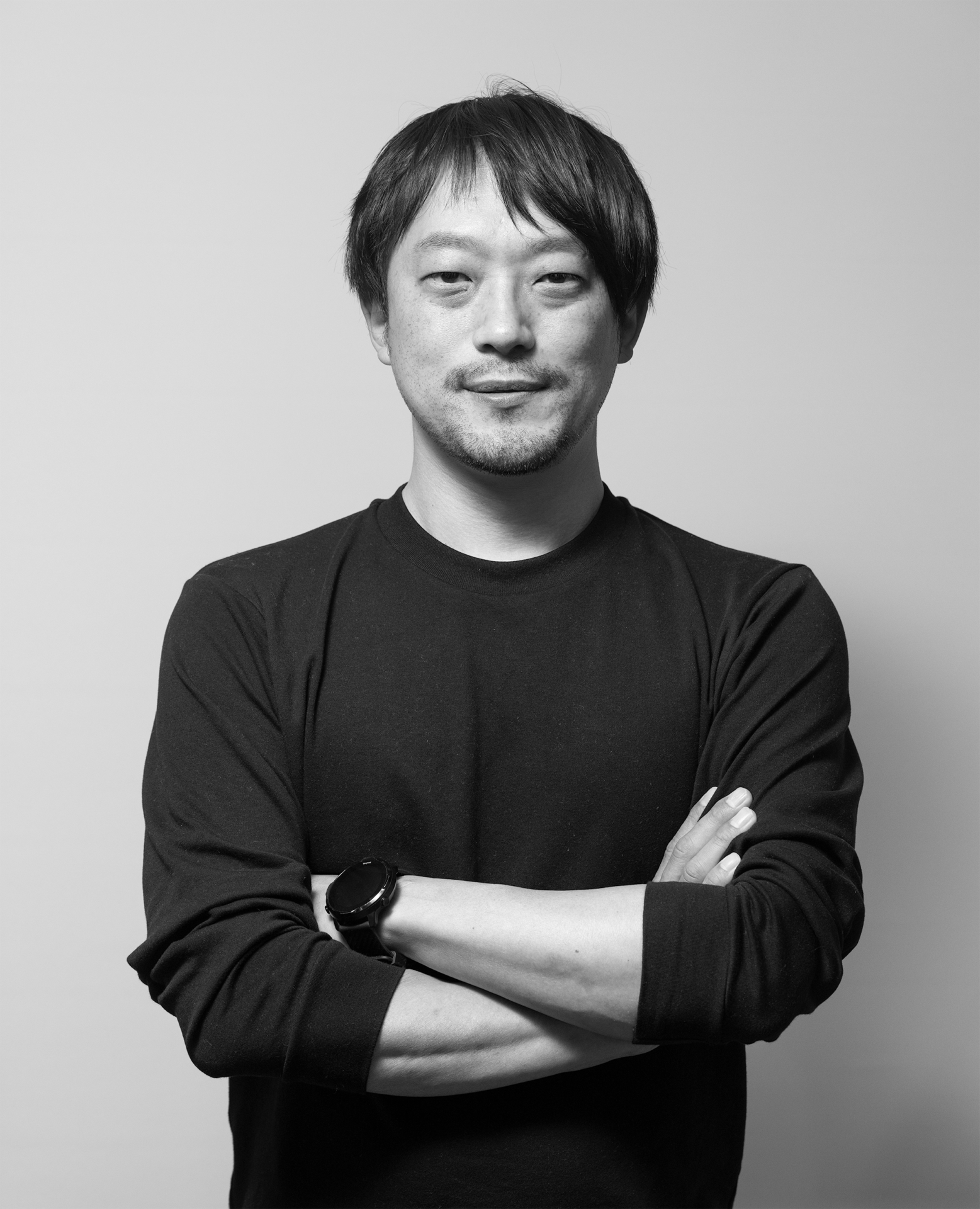 本行　充明
